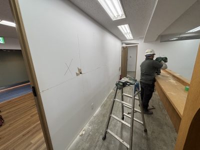 東京都港区六本木　テナント店舗内装解体　原状回復　解体前
