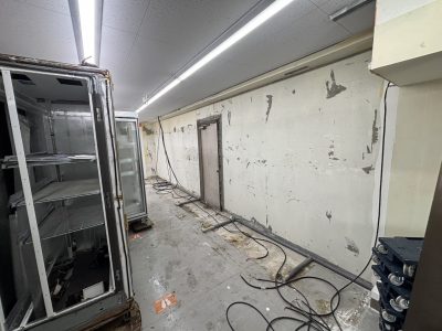 東京都葛飾区　店舗　内装解体　アコレ　解体後