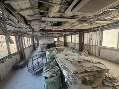 葛飾区200坪　内装解体途中