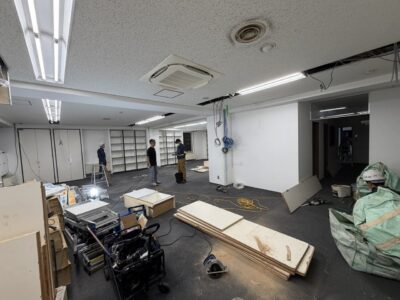 東京都千代田区御茶ノ水駅前 早稲田アカデミー店舗の内装解体・原状回復工事施工前